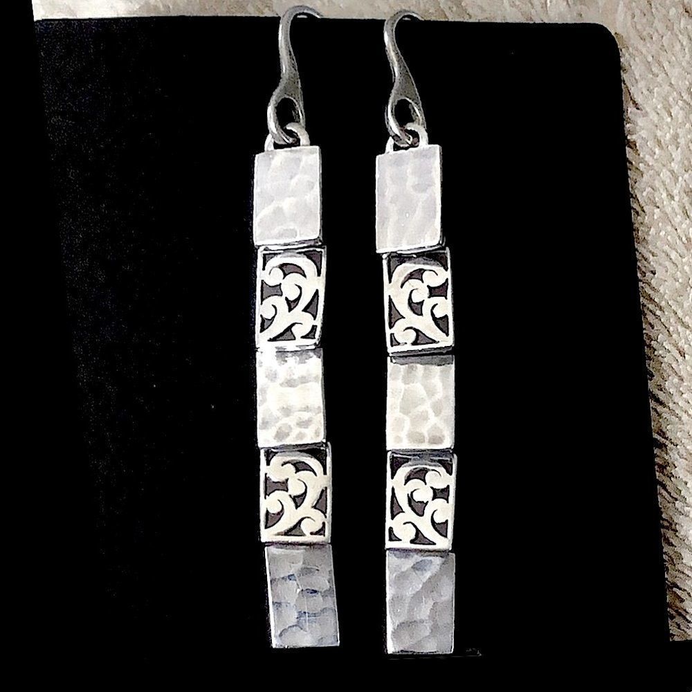 LOIS HILL Sterling Silver Linked Hammered Alternating Design Linear Earrings